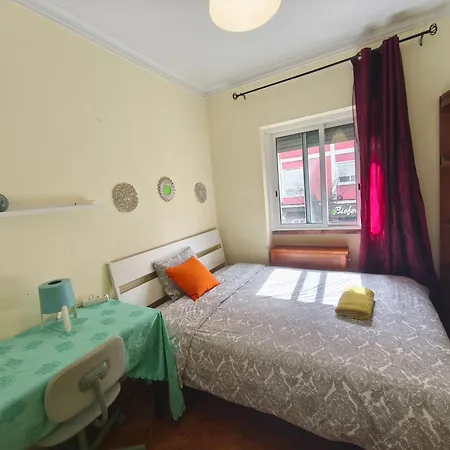 Perfect Near Airport A * Lisboa